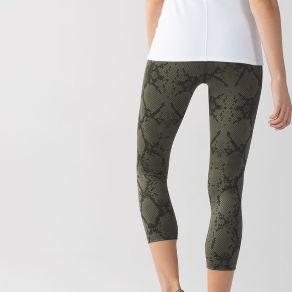 Lululemon Wunder Under Crop III *Full-On Luon
Ziggy Snake Fatigue Green - Picture 3 of 4
